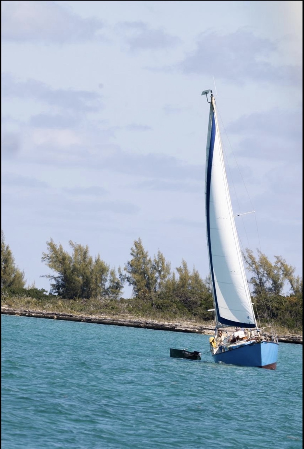 Suzie Manuela sailing offshore